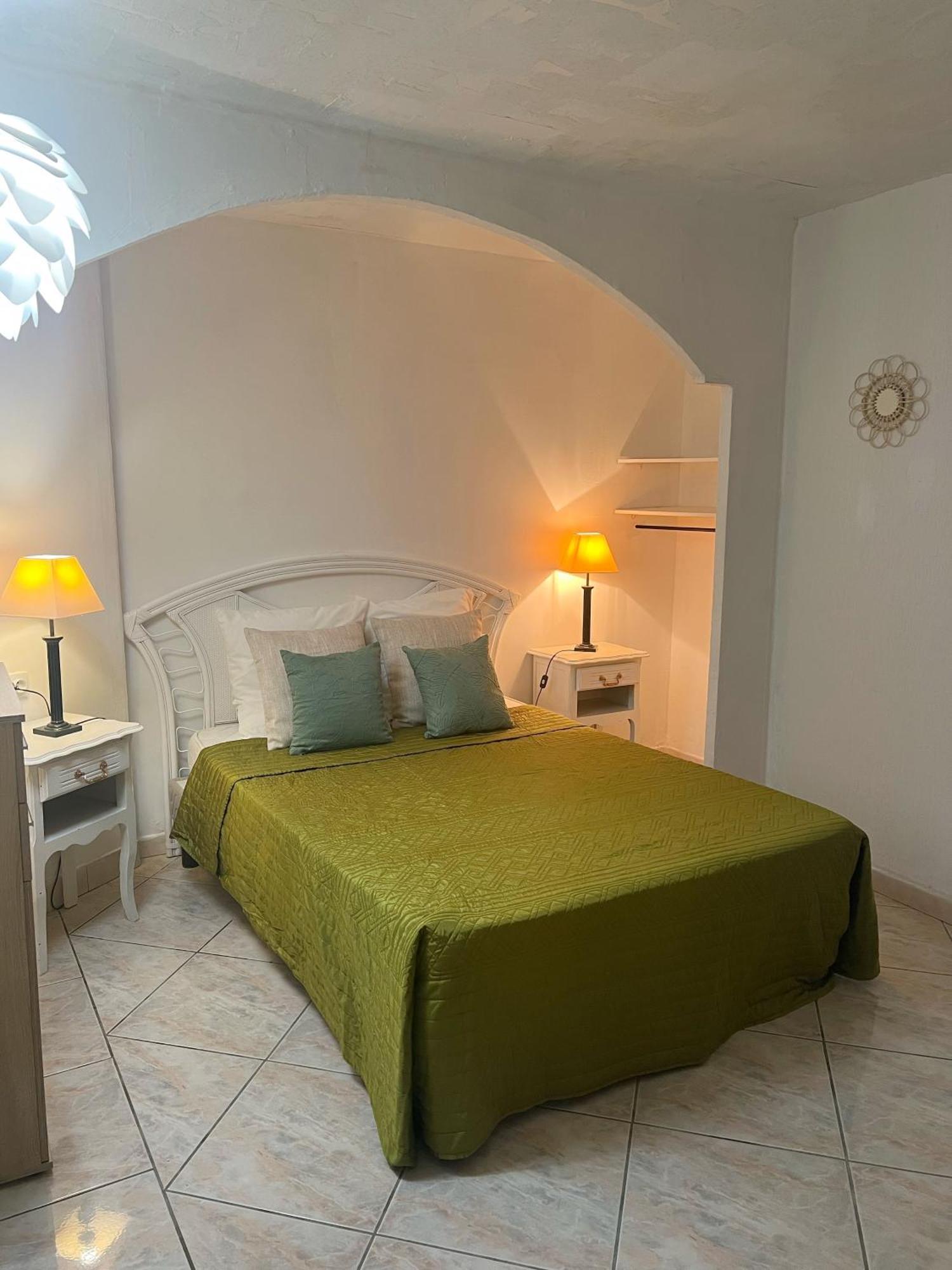 קרקסון Bed & Breakfast Le Beausejour מראה חיצוני תמונה